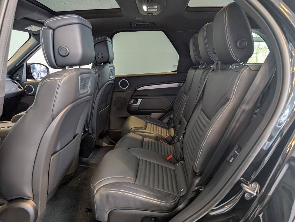 New 2026 Land Rover Discovery Limited Edition AWD/4WD image 27
