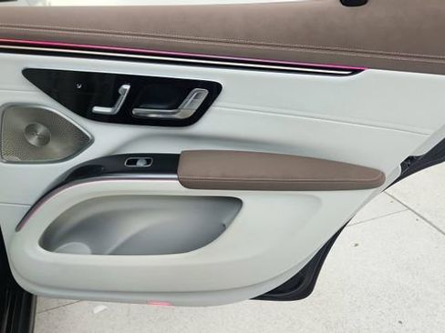 Used 2023 Mercedes-Benz EQS 450+ 4MATIC SUV w/ Exclusive Trim Package image 30