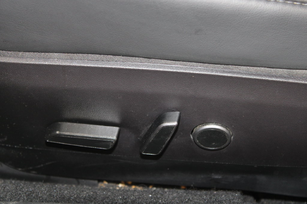 Used 2023 Tesla Model 3 Standard Range RWD image 19