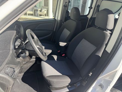 Used 2022 RAM ProMaster City Wagon image 13