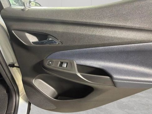 Used 2023 Chevrolet Bolt EUV Premier FWD image 32