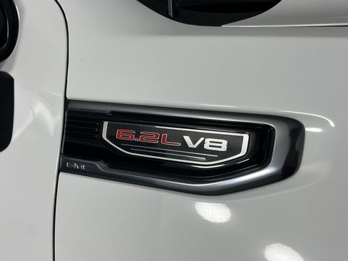 Used 2025 GMC Sierra 1500 AT4 image 32