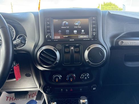 Used 2017 Jeep Wrangler Sport image 32