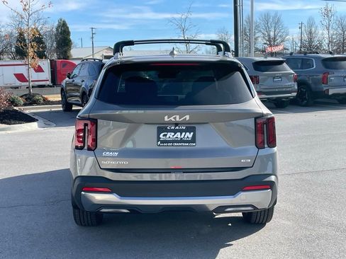 New 2026 Kia Sorento EX w/ EX Premium Package AWD/4WD image 6