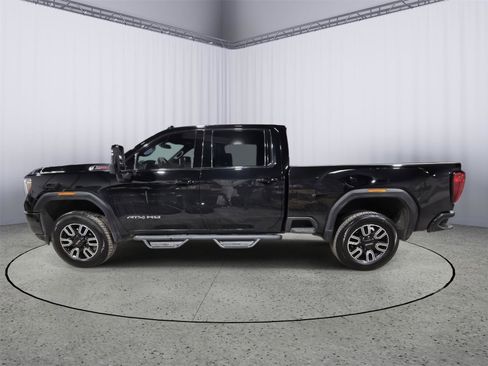 Used 2023 GMC Sierra 2500 AT4 image 4