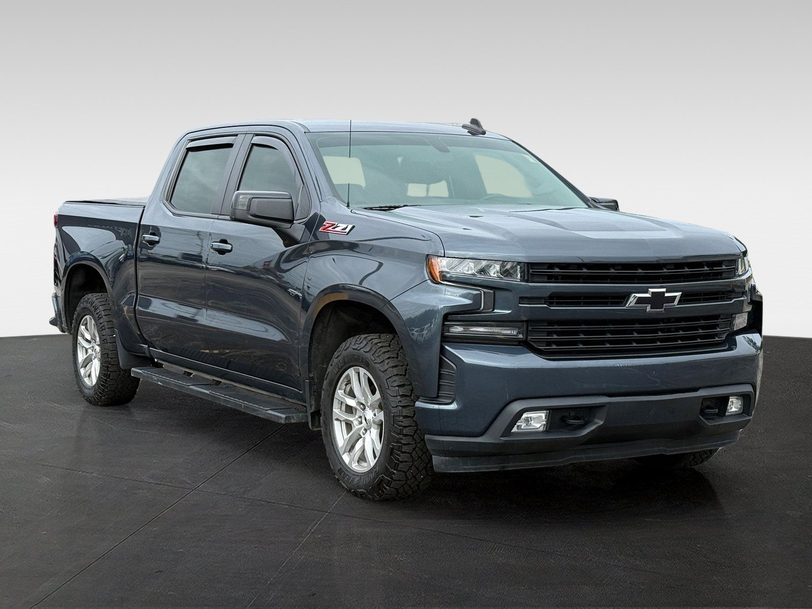 Used 2021 Chevrolet Silverado 1500 RST AWD/4WD image 3