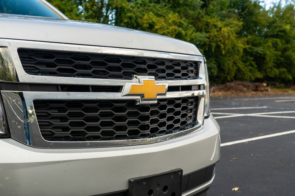 Used 2020 Chevrolet Suburban LT AWD/4WD image 13