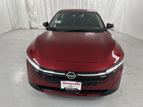 Used 2026 Nissan Sentra SV w/ SV Convenience Package FWD image 9