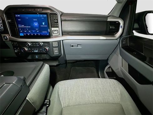 Certified 2022 Ford F150 XLT w/ Equipment Group 302A High image 32