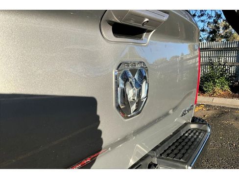 Used 2021 RAM 2500 Big Horn image 32