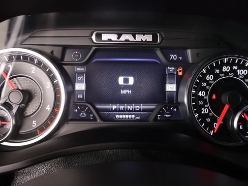 Used 2022 RAM 3500 Big Horn w/ Level A Equipment Group AWD/4WD image 4