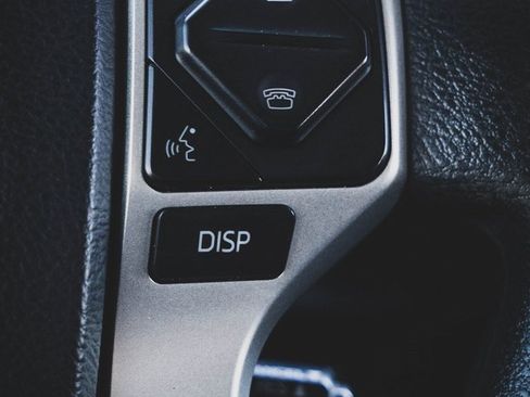 Used 2014 Toyota Tundra SR5 image 11