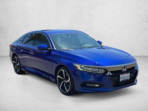 Used 2018 Honda Accord Sport image 3