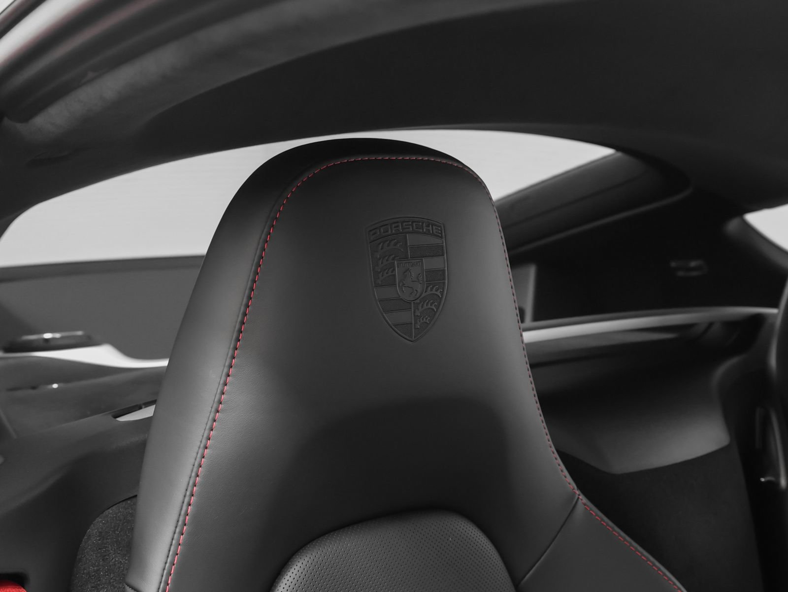 Certified 2025 Porsche 718 Cayman GTS RWD image 25