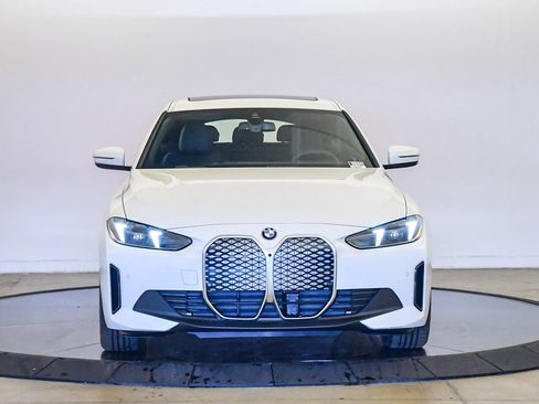 New 2026 BMW i4 eDrive40 w/ Premium Package image 7