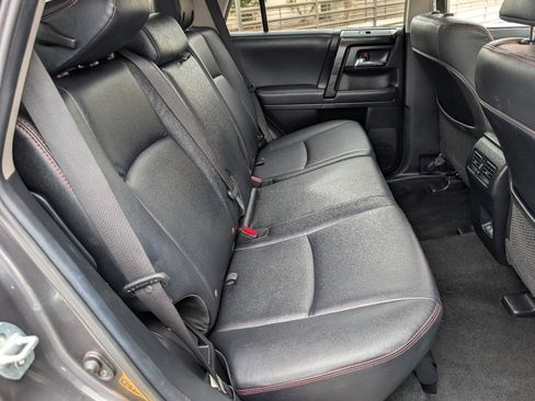 Used 2022 Toyota 4Runner TRD Off-Road Premium image 5