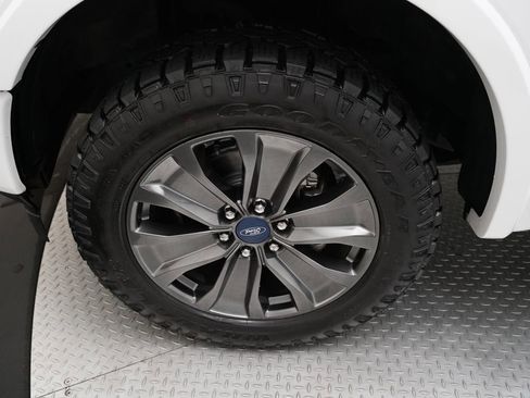 Used 2018 Ford F150 Lariat w/ Equipment Group 502A Luxury image 25