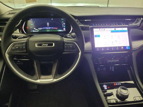 Used 2023 Jeep Grand Cherokee 4WD 4xe image 22