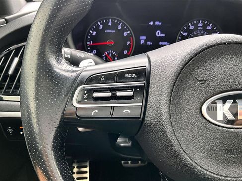 Used 2020 Kia Stinger GT-Line image 21