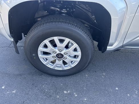 New 2026 Toyota Tacoma SR5 image 9