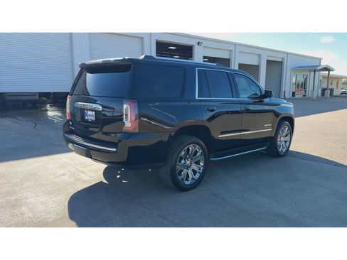 Used 2015 GMC Yukon Denali w/ Open Road Package image 8