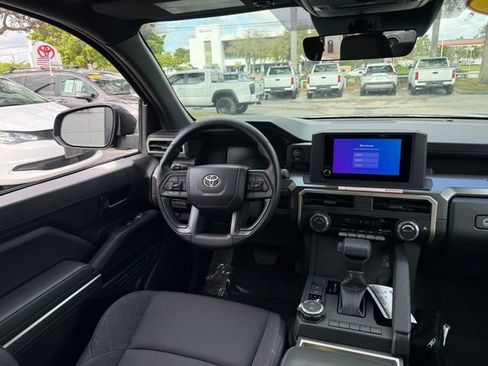 Used 2025 Toyota Tacoma SR5 image 13