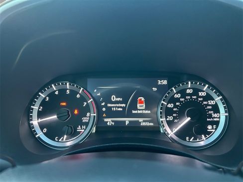 Used 2023 Toyota Highlander XLE image 14