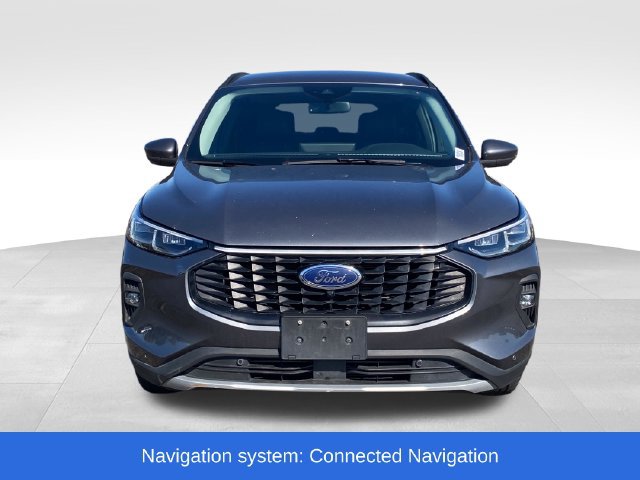 Used 2024 Ford Escape Platinum AWD/4WD image 2