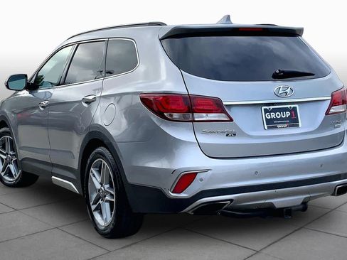 Used 2019 Hyundai Santa Fe XL FWD image 12