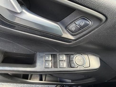Used 2025 Ford Escape ST-Line FWD image 32