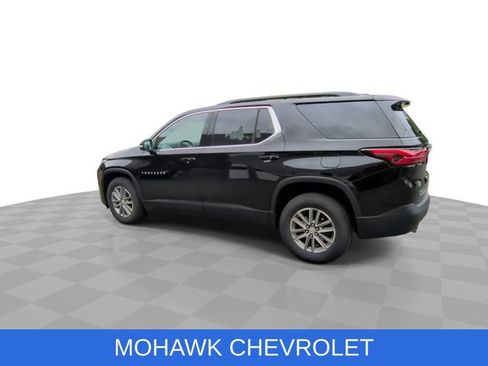 Used 2023 Chevrolet Traverse LT w/ Rear Camera Mirror Package AWD/4WD image 6
