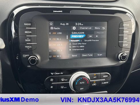 Used 2019 Kia Soul ! FWD image 27