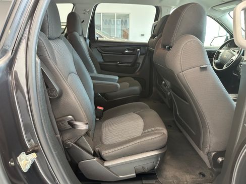 Used 2017 Chevrolet Traverse LT w/ Graphite Special Edition AWD/4WD image 13