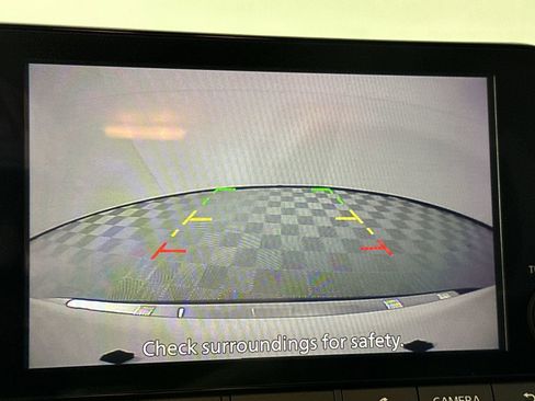 Certified 2023 Nissan Rogue SV image 17