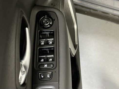 Used 2022 Jeep Renegade Latitude image 17