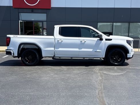 Used 2023 GMC Sierra 1500 Elevation AWD/4WD image 2