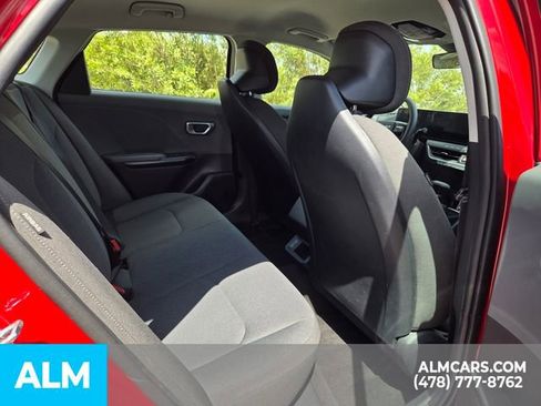 Used 2025 Kia K4 FWD image 12