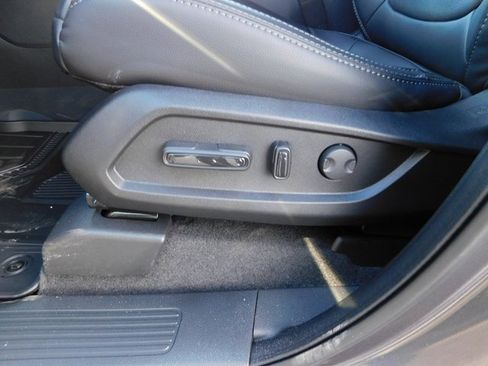 New 2025 Honda Pilot EX-L image 13