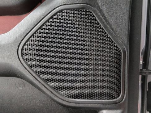 Used 2019 RAM 1500 Rebel image 30