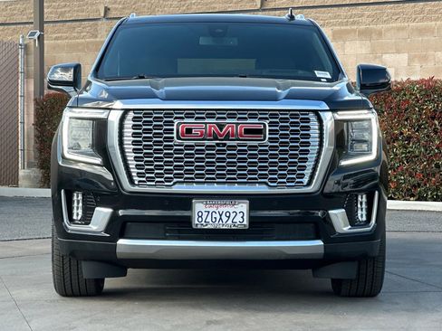 Certified 2021 GMC Yukon XL Denali image 9