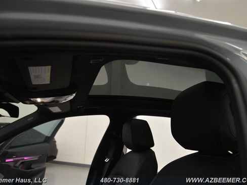 Used 2025 BMW 550e xDrive w/ Premium Package AWD/4WD image 41