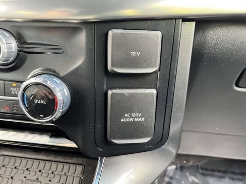 Used 2023 Ford F150 Lariat w/ Equipment Group 502A High AWD/4WD image 27