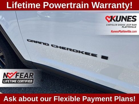Used 2024 Jeep Grand Cherokee Altitude AWD/4WD image 14