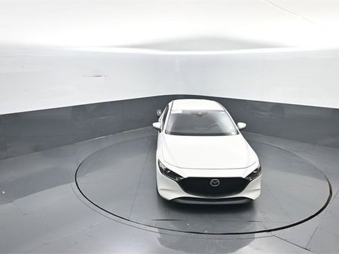 Used 2021 MAZDA MAZDA3 s image 24