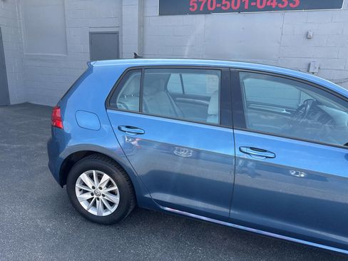 Used 2016 Volkswagen Golf S FWD image 9