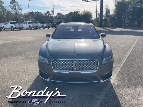 Used 2019 Lincoln Continental Reserve image 3