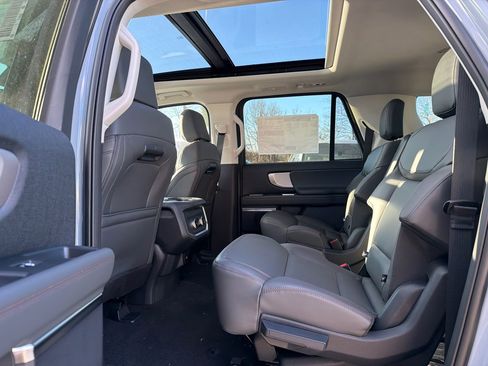 New 2025 Ford Expedition Max Active AWD/4WD image 17