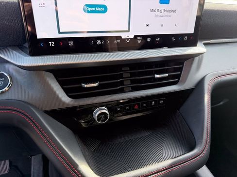 Certified 2025 Ford Explorer ST-Line w/ ST-Line Street Pack image 22