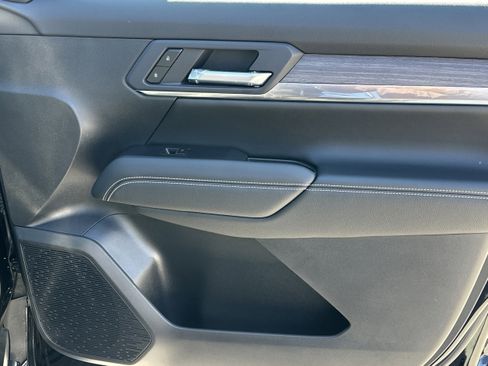 Used 2026 GMC Terrain Denali image 14