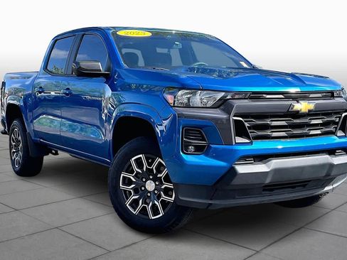 Used 2023 Chevrolet Colorado LT w/ LT Convenience Package RWD image 3
